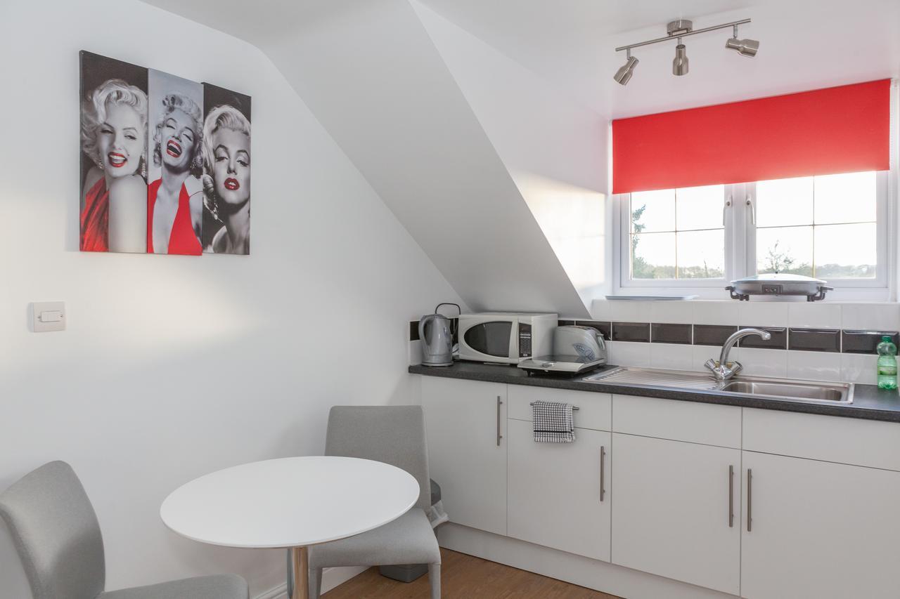 Park View Studio - Lydiard Millicent Swindon Wiltshire ภายนอก รูปภาพ